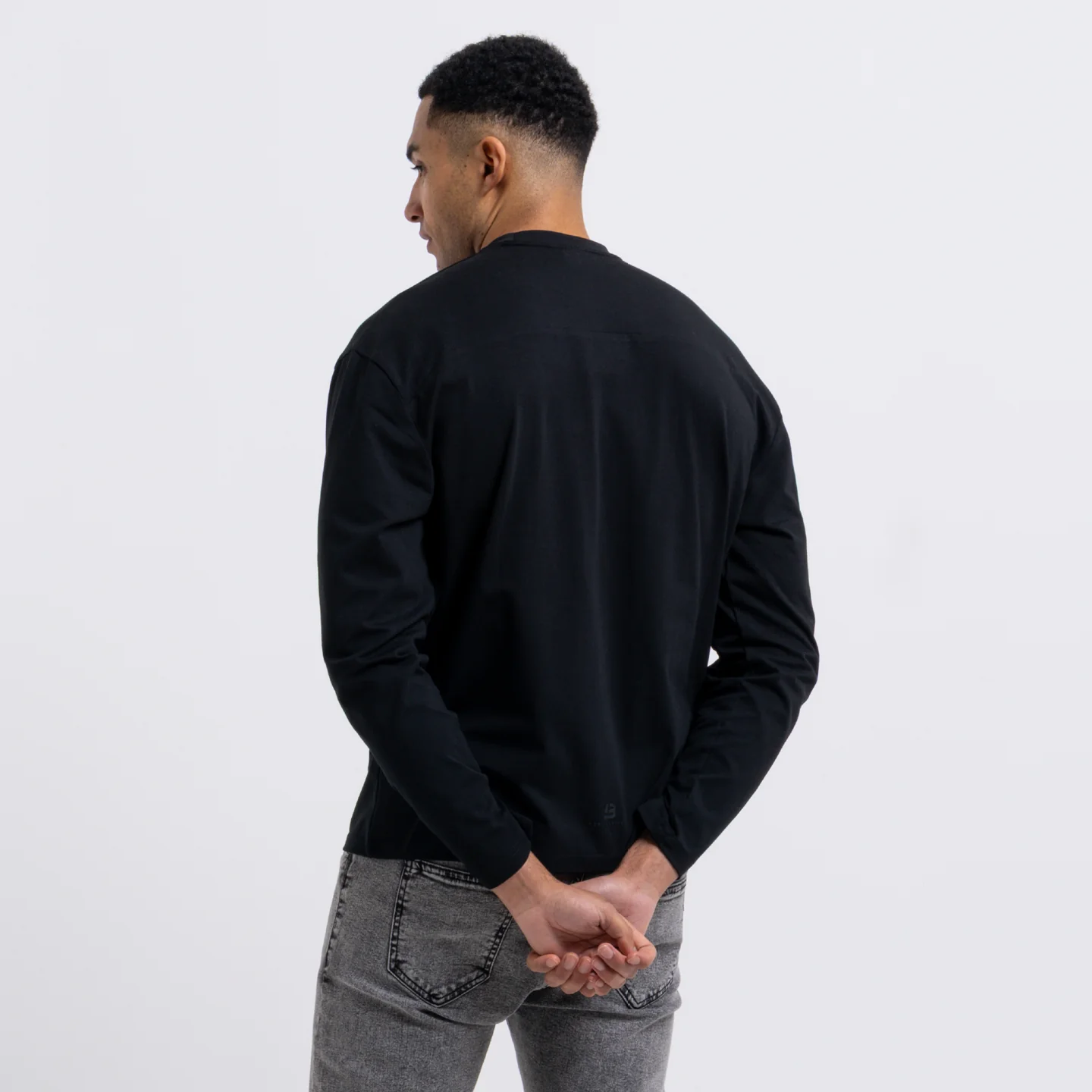 Barella Long Sleeve T-Shirt - Black - Image 3